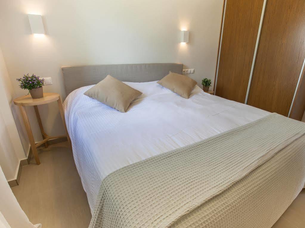 Abelia Luxurious Villas Finikounta Exterior foto